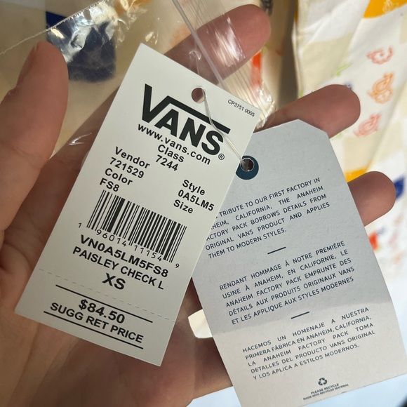 VANS NWT Anaheim Paisley Check Long Sleeve Buttondown Top - Picture 8 of 8